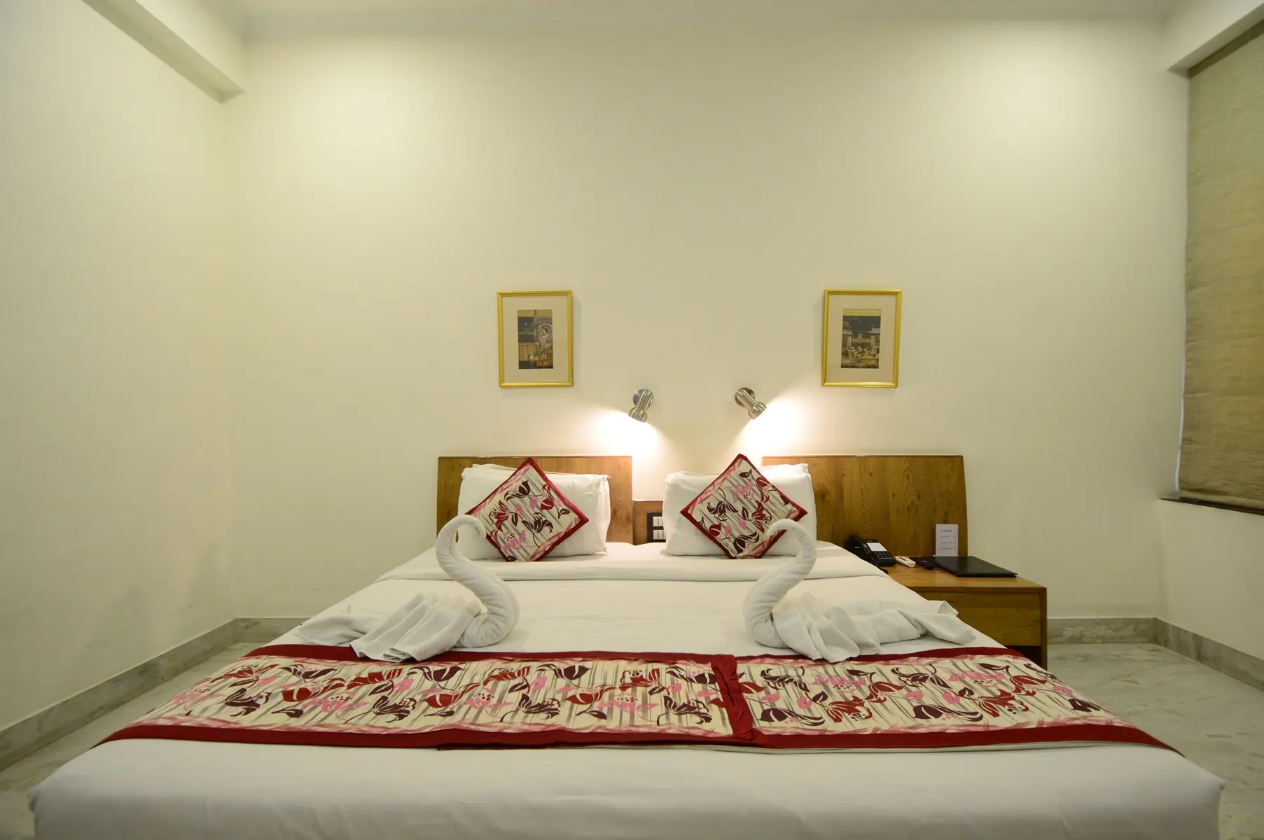 Deluxe Room gallery 3