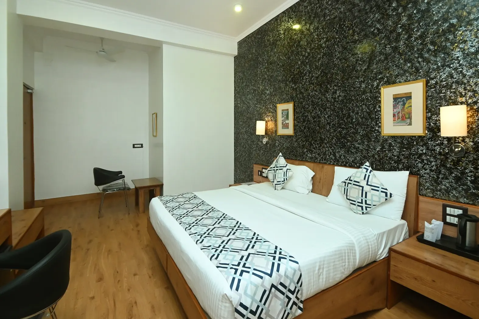 Gallery 20